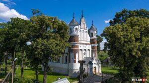 Замок религии — церковь Рождества Богородицы в деревне Мурованка